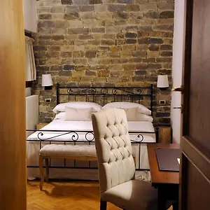https://stone-lion-exclusive-apartment.it-tuscanyhotel.com